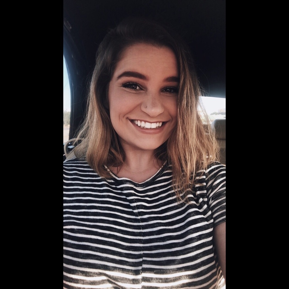 Meet your Posher, Kendra